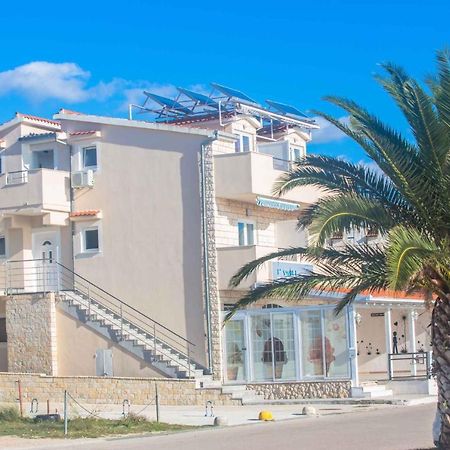Apartments In Rogoznica 36019 Extérieur photo