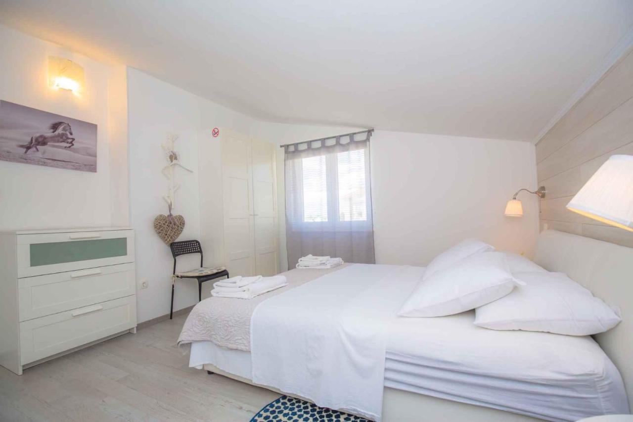Apartments In Rogoznica 36019 Extérieur photo
