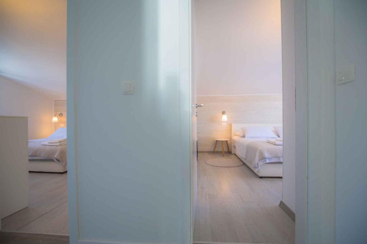 Apartments In Rogoznica 36019 Extérieur photo