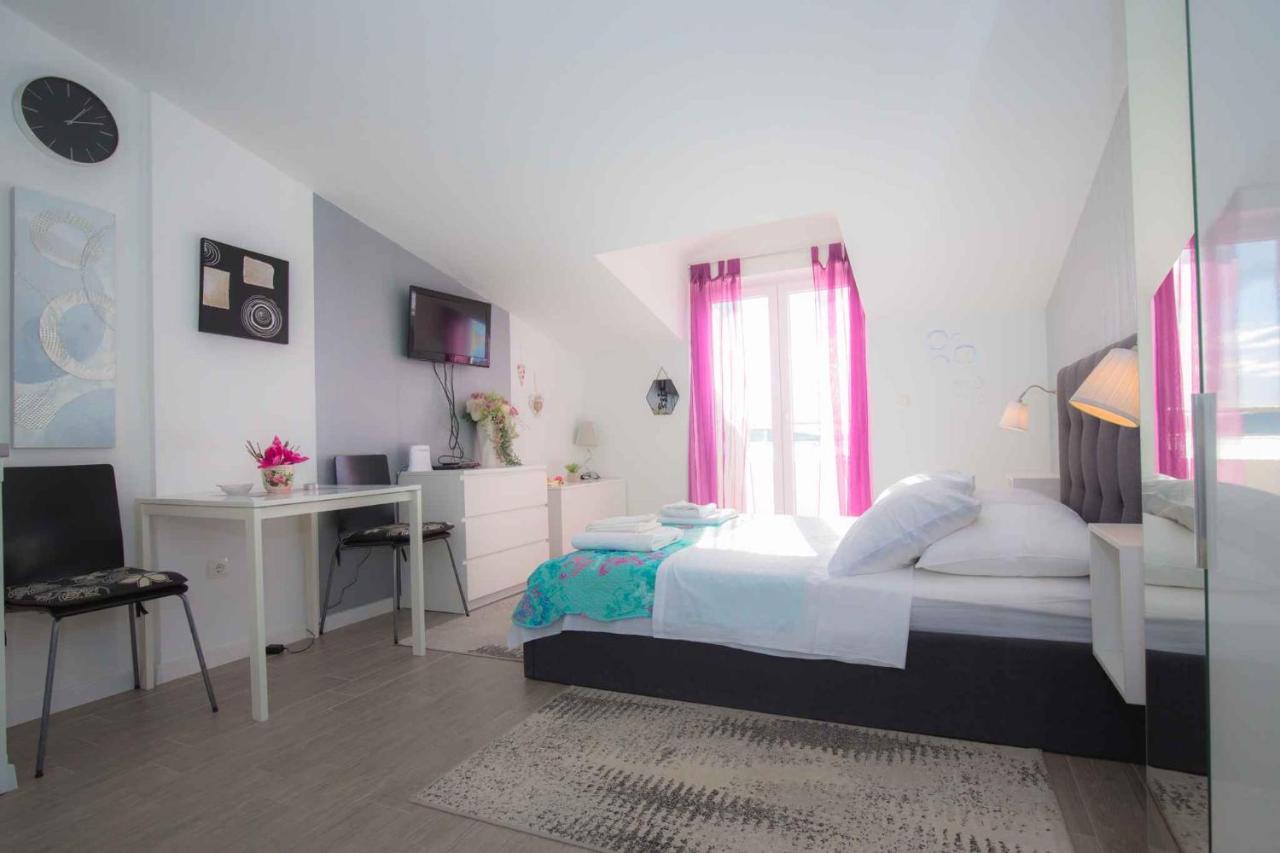 Apartments In Rogoznica 36019 Extérieur photo