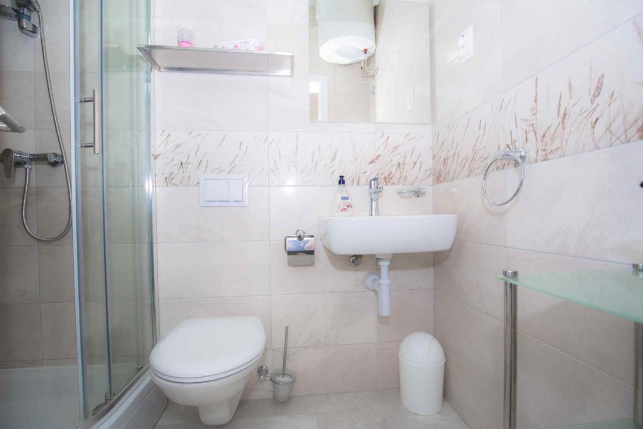 Apartments In Rogoznica 36019 Extérieur photo